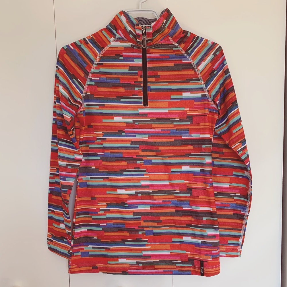 Long sleeves sport sweater